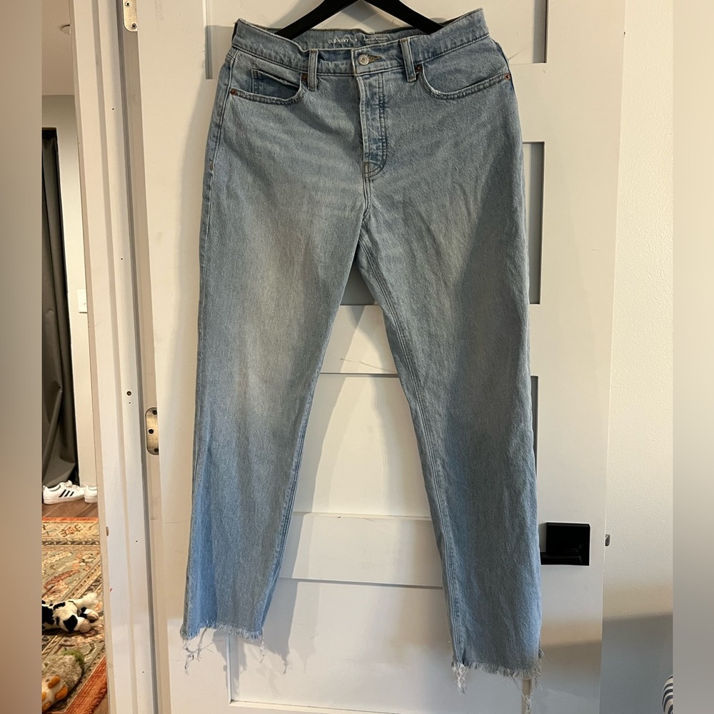 Light Washed Blue Jeans